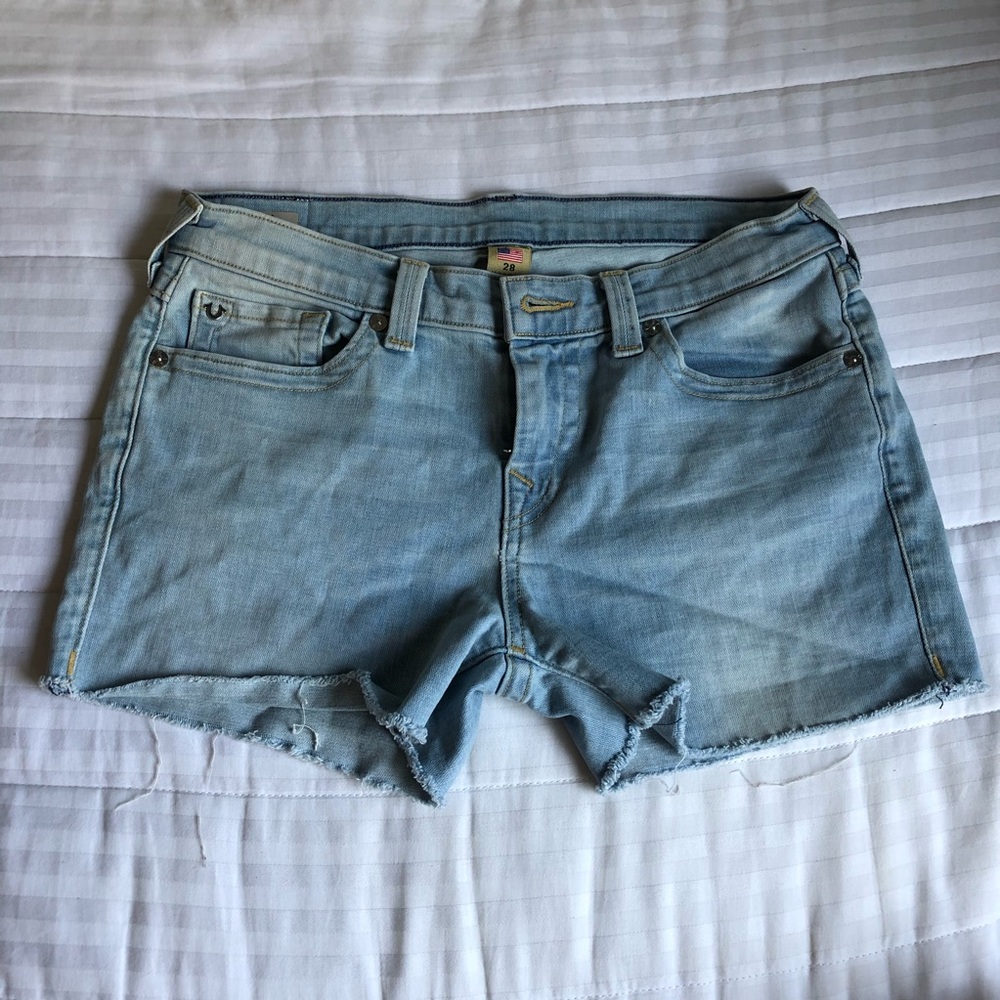True Religion Cora Mid Rise Straight Denim Shorts
